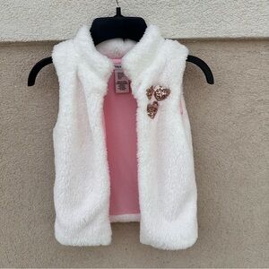 Girls Catherine Malandrino Faux Fur Vest Sequin Hearts EUC